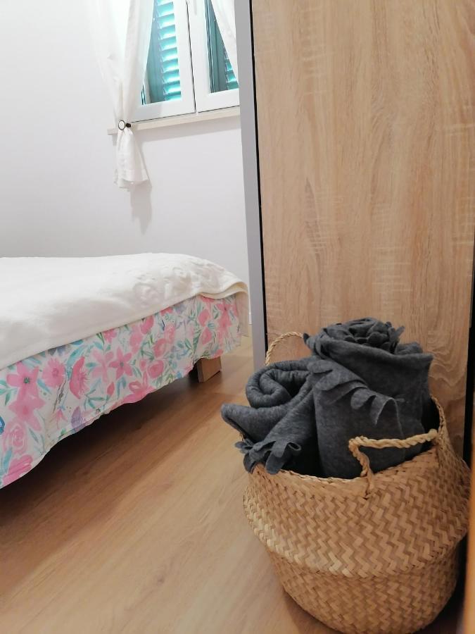 Dairos Apartment Mali Losinj Exterior photo